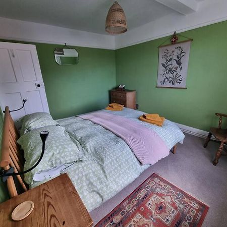 Cheerful Two Bedroom Cottage In The Forest Of Dean Lydbrook Exterior foto